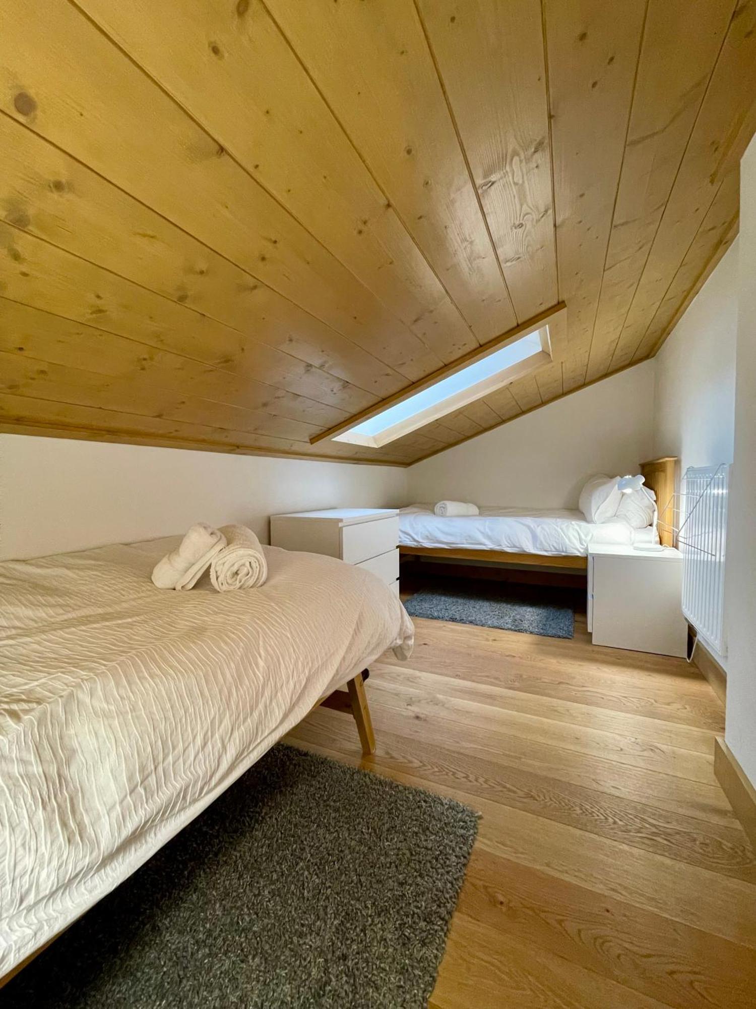 Modern 3 Bed Penthouse Apartment, Balcony & Garage, Close To Village & Ski Bus Samoëns Exteriör bild